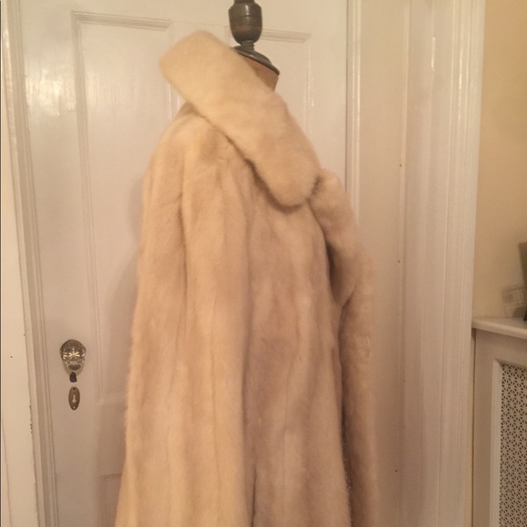 Vintage Palanker Mink Peacoat - Picture 2 of 9